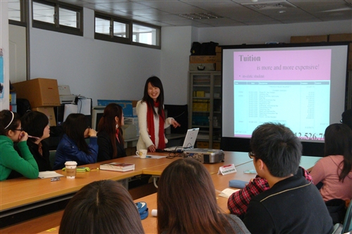 英文系全校大三出國留學說明會