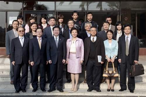 大陸廈門大學朱崇實校長等一行5人蒞校參訪