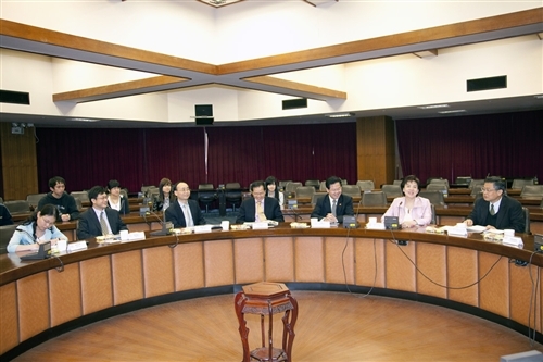 大陸廈門大學朱崇實校長等一行5人蒞校參訪