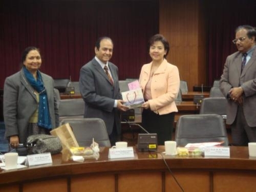 印度大學協會Prof. M.D. Tiwari等一行4人蒞校訪問