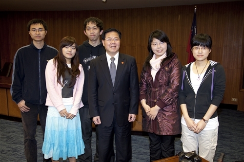 大陸廈門大學朱崇實校長等一行5人蒞校參訪