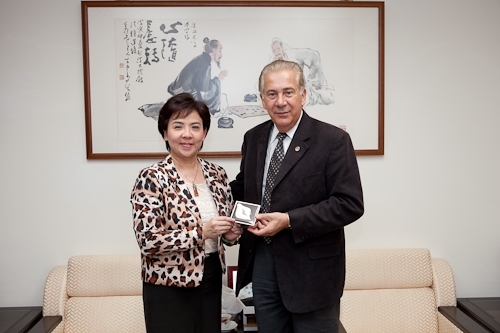 美國聖道大學(The University of the Incarnate Word)校長Dr. Louis Agnese蒞校訪問