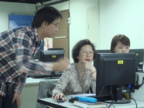 99年2月26日舉辦「Moodle教學平台馬上會」工作坊