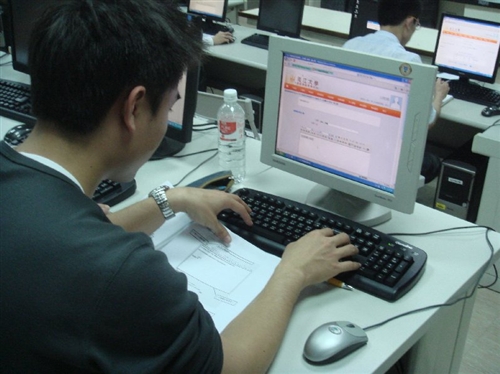 99年2月26日舉辦「Moodle教學平台馬上會」工作坊