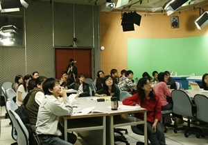 99/5/11教學助理教學系列培訓研習活動:掌握關鍵評量要素-談教學評量概念與測驗設計