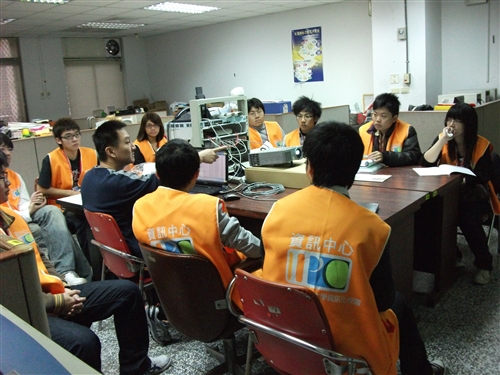 98學年第2學期第1次資訊中心資訊安全服務隊教育訓練