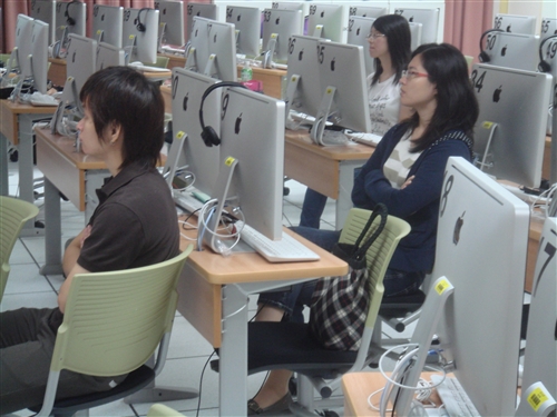 V201語練教室教學模式分享會: iMac 系統操作使用心得