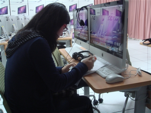 V201語練教室教學模式分享會: iMac 系統操作使用心得