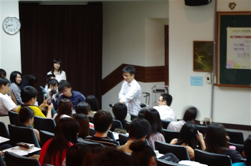 【淡江大學TiC100創新專題講座】—流行音樂市場的創新