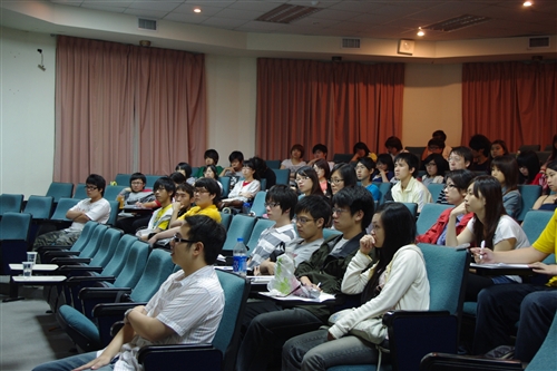 【淡江大學TiC100創新專題講座】—流行音樂市場的創新