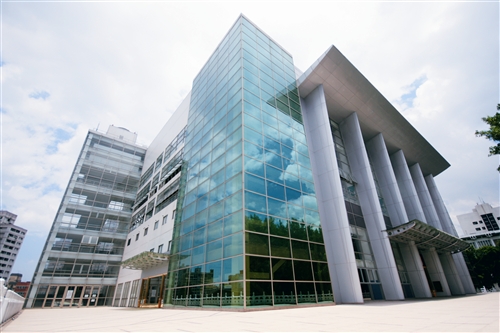 紹謨紀念體育館