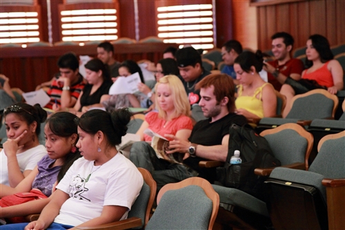 淡江大學99學年度外籍新生說明會