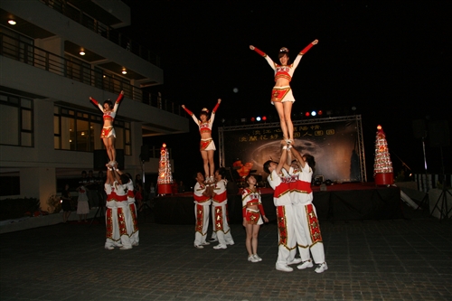 蘭陽師生夜烤 淡水社團200人參一腳  660壽桃暖壽