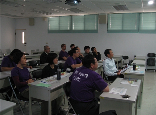 學習與教學中心推行「淡江大學99學年度教師精進教學專業成長社群」