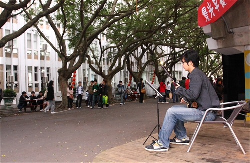 晨光音樂會樂聲悠揚 校園餘音裊裊