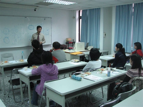 99(1)教學助理學科專業培訓：教育學院通核中心「如何與大學生互動」