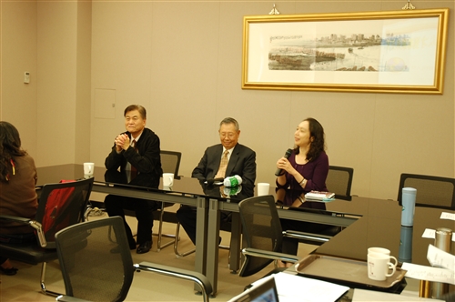 從稱職的翻譯人才到專業外交官