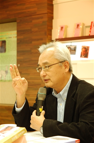 向2010年諾貝爾文學獎得主尤薩致敬:拉丁美洲文學賞析