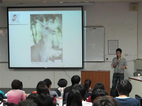 專題演講:「旅遊人生與創意」