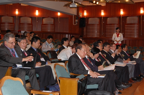 「2010國際節能減碳生質能源永續經營會議」在淡水校園舉行，研討最新綠能技術與我國未來環保策略走向。