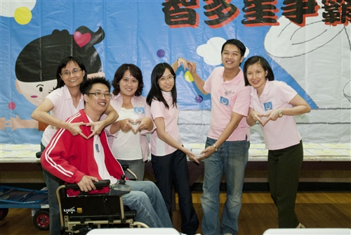 「淡江達人、挑戰60」－智多星爭霸賽，讓全校瘋本校一甲子之歷史、文化、組織、人事、制度、軼聞。