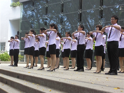 本校舉辦「淡海同舟」--99學年度社團負責人研習會，以社團負責人的領導、專業技能、人際關係等為研習主軸，延續社團文化。