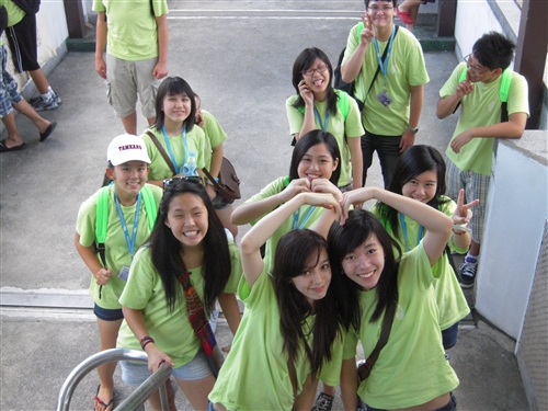 「2010海外華裔青年語文研習班」活動正在本校熱烈展開。