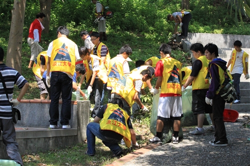 本校與淡水鎮公所簽約，全面啟動社區服務學習課程。