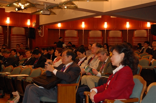 「2010國際節能減碳生質能源永續經營會議」在淡水校園舉行，研討最新綠能技術與我國未來環保策略走向。