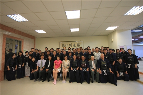 淡江劍友會捐款，由日本專業技術指導建置之「淡江劍道館」正式接牌啟用。