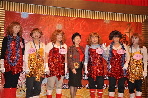 本校商管EMBA舉辦歲末聯歡晚會－「歡慶一甲子，才藝爭霸大賽」。