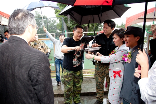 國際事務與戰略研究所及國防部合作舉辦「淡江一甲子行動－全民國防暨軍武大展」。
