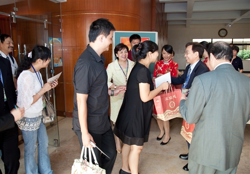 國家品質獎得獎者聯誼會觀摩活動在本校淡水校園舉行，共同為樹立最高品質管理典範互相交流。