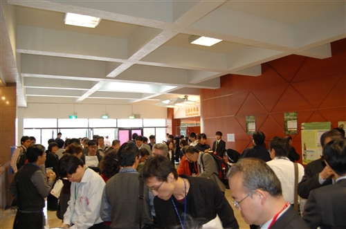 「2010國際節能減碳生質能源永續經營會議」在淡水校園舉行，研討最新綠能技術與我國未來環保策略走向。