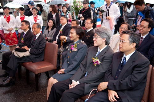 國際事務與戰略研究所與國防部合作舉辦「淡江一甲子行動－全民國防暨軍武大展」。