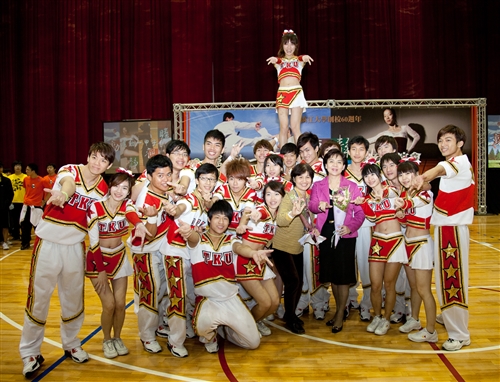 動靜觀瞻-體育室舉辦「滬動一甲子」體育表演會。