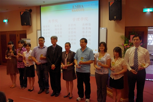 本校99學年度商管聯合碩士在職專班(EMBA)開學典禮在台北校園舉行。