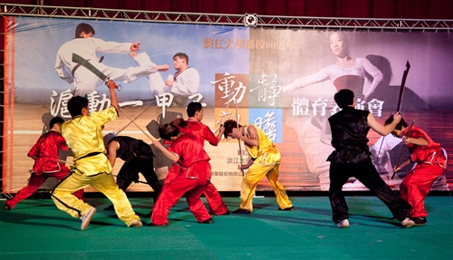 動靜觀瞻-體育室舉辦「滬動一甲子」體育表演會。