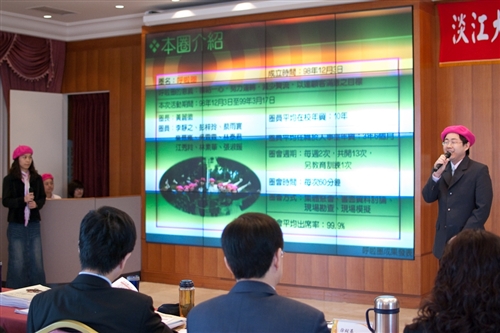 本校舉辦「98學年度品管圈競賽活動」，全校16個品管圈參與競賽，藉彼此相互觀摩與交流之機會，激發潛能、持續改善，提升業務的執行績效。