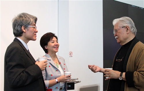 文錙藝術中心展出「美哉淡江- 60週年校慶特展」。