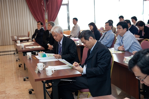 國立勤益科技大學一行18人蒞臨本校進行校務參訪與交流。張校長家宜和與會人員分享大學的全面品質管理，並說明本校推行TQM之歷程及成果。