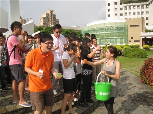「2010年兩岸大學師生台灣社會文化體驗營」交流活動，本週在淡水校園進行。