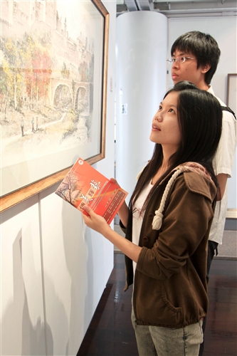 傳美輝藝—本校文錙藝術中心自即日起舉辦「諮詢委員作品暨收藏展」。