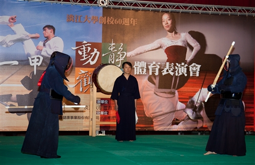 動靜觀瞻-體育室舉辦「滬動一甲子」體育表演會。