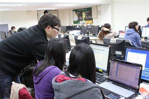 資傳系企業導師請益-互動創作工作坊(二)