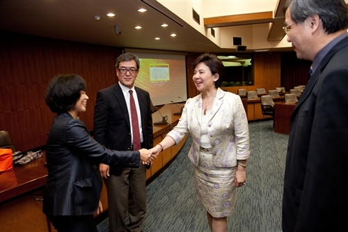 日本長崎外國語大學　來校談雙學位進行