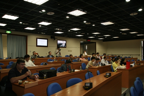 教師教學工作坊：Teaching More Effectively in English -- Trading Experiences with the Faculty