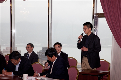 大陸蘭州大學校長周緒紅一行8人蒞校參訪。