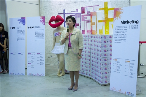 大傳系第25屆畢業成果展在黑天鵝展示廳展出。