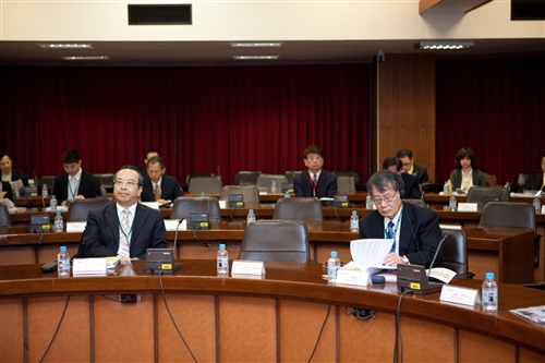 首屆臺日大學校長論壇在本校舉行。